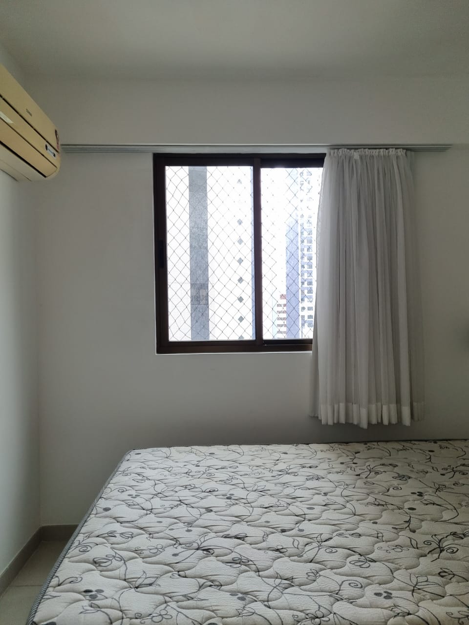 FLAT  1 quarto Locação Mobíliado - Varanda - Boa Viagem
