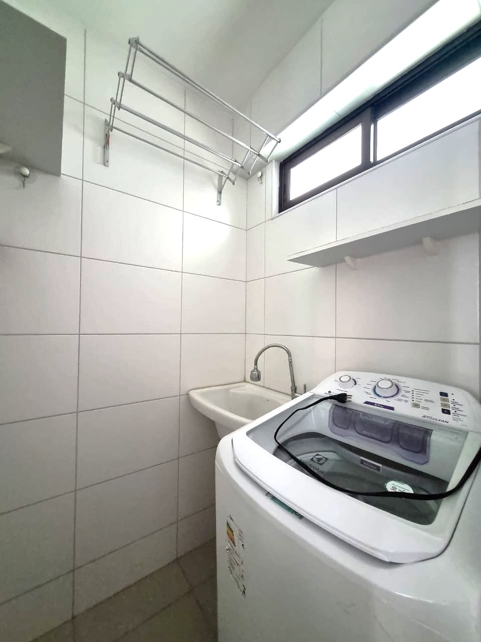 FLAT  1 quarto Locação Mobíliado - Varanda - Boa Viagem