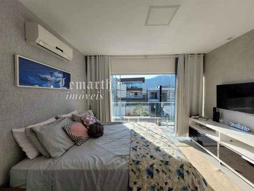 Casa Luxo em Vargem Pq. Condomínio Fechado. 3 Quartos e 4 banheiros, 2 vagas. 225 m²   R$ 1.290.000