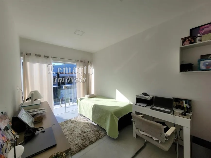 Casa Luxo em Vargem Pq. Condomínio Fechado. 3 Quartos e 4 banheiros, 2 vagas. 225 m²   R$ 1.290.000