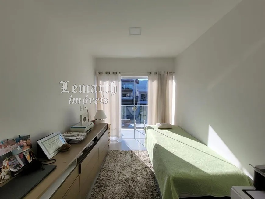 Casa Luxo em Vargem Pq. Condomínio Fechado. 3 Quartos e 4 banheiros, 2 vagas. 225 m²   R$ 1.290.000