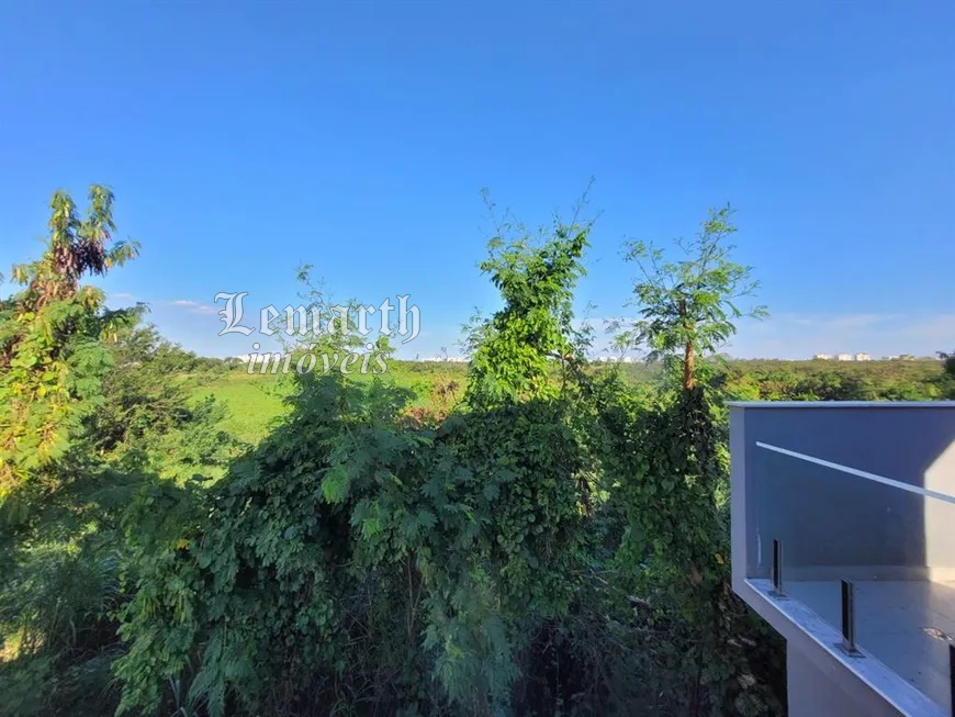 Casa Luxo em Vargem Pq. Condomínio Fechado. 3 Quartos e 4 banheiros, 2 vagas. 225 m²   R$ 1.290.000
