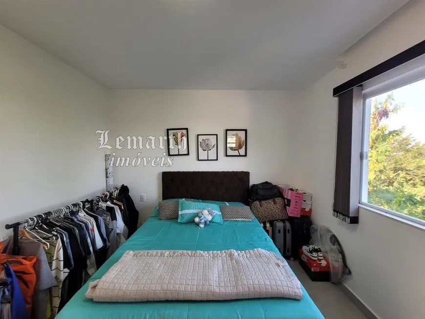 Casa Luxo em Vargem Pq. Condomínio Fechado. 3 Quartos e 4 banheiros, 2 vagas. 225 m²   R$ 1.290.000