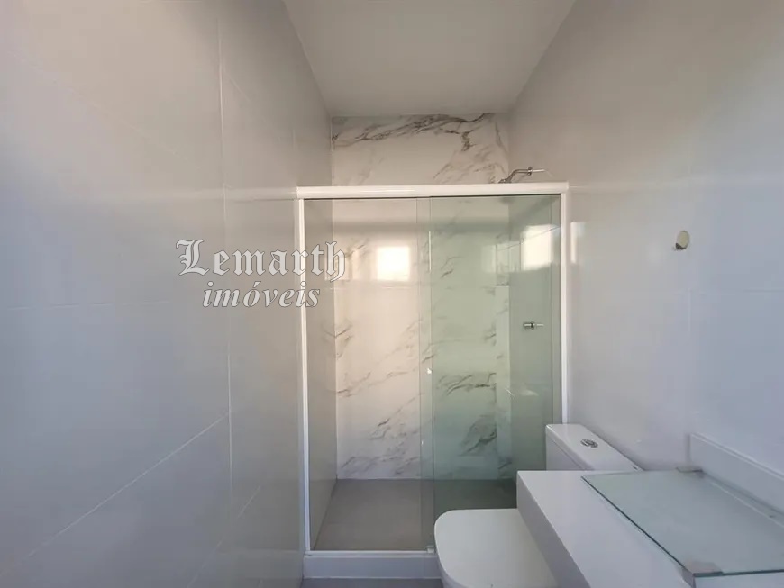 Casa Luxo em Vargem Pq. Condomínio Fechado. 3 Quartos e 4 banheiros, 2 vagas. 225 m²   R$ 1.290.000