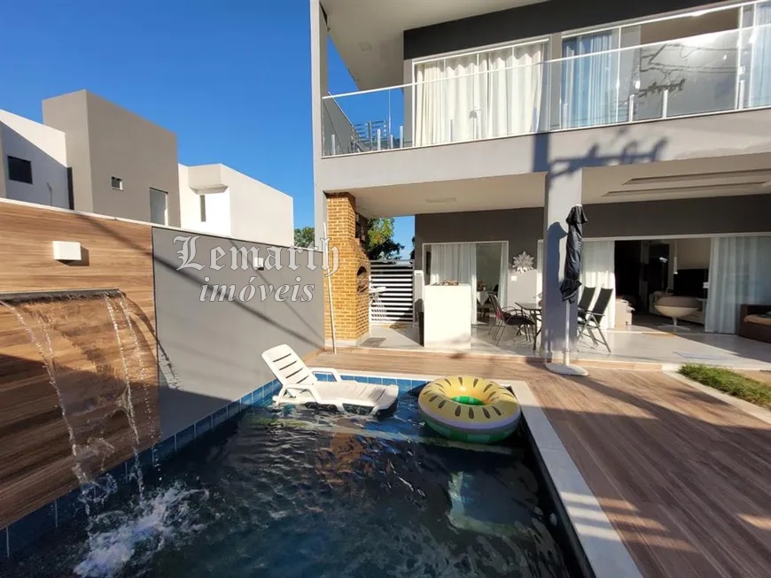 Casa Luxo em Vargem Pq. Condomínio Fechado. 3 Quartos e 4 banheiros, 2 vagas. 225 m²   R$ 1.290.000