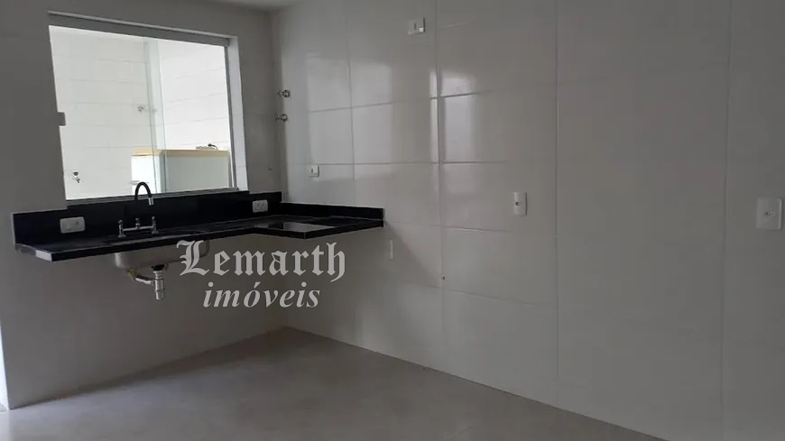 Casa Venda Vargem Pequena Luxo. 4 suítes, quintal, 2 vagas 180,00m² R$950.000,00