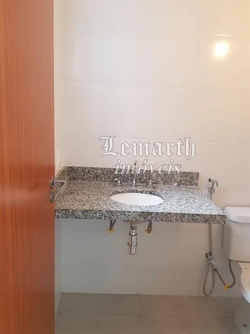 Casa Venda Vargem Pequena Luxo. 4 suítes, quintal, 2 vagas 180,00m² R$950.000,00