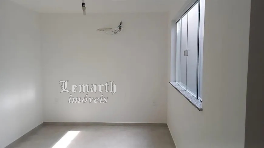 Casa Venda Vargem Pequena Luxo. 4 suítes, quintal, 2 vagas 180,00m² R$950.000,00