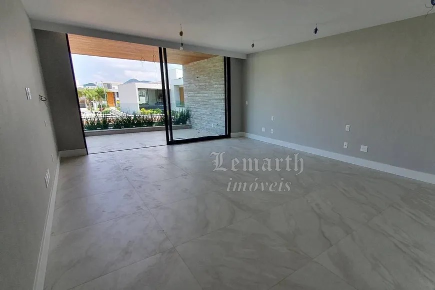 Casa venda na Barra - Alphaville - Com 5 Quartos e 9 banheiros, 852,00m² por R$ 7.900.000 