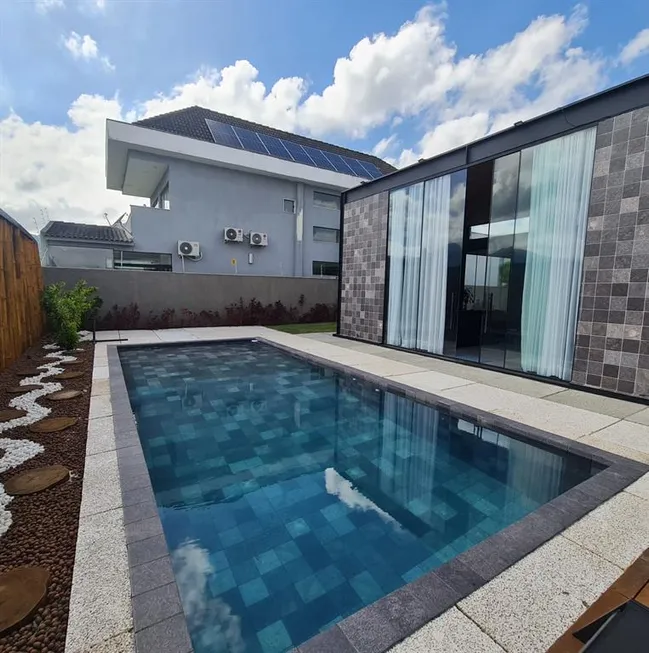 Casa em Condomínio Reserva das Garças - Com 4 Quartos e 5 banheiros à Venda, 350 m² por R$ 1.590.000