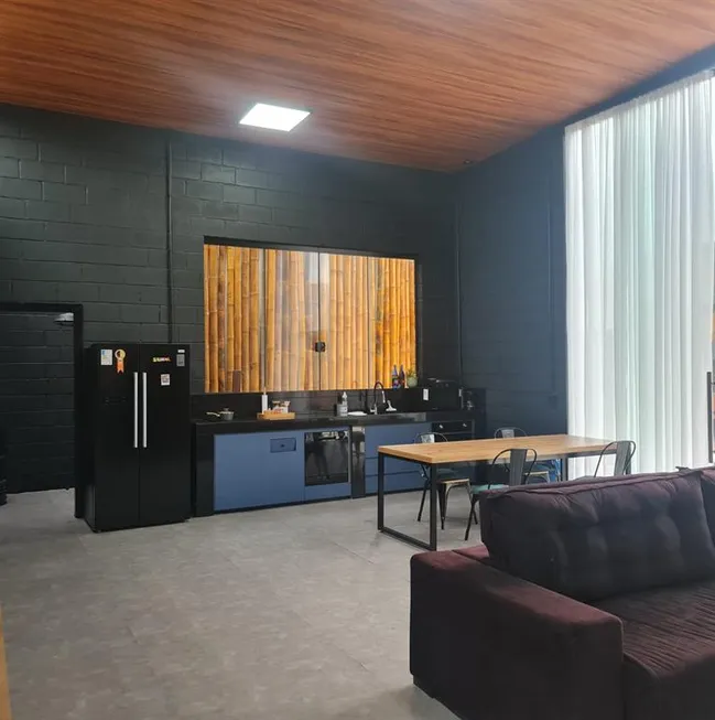 Casa em Condomínio Reserva das Garças - Com 4 Quartos e 5 banheiros à Venda, 350 m² por R$ 1.590.000