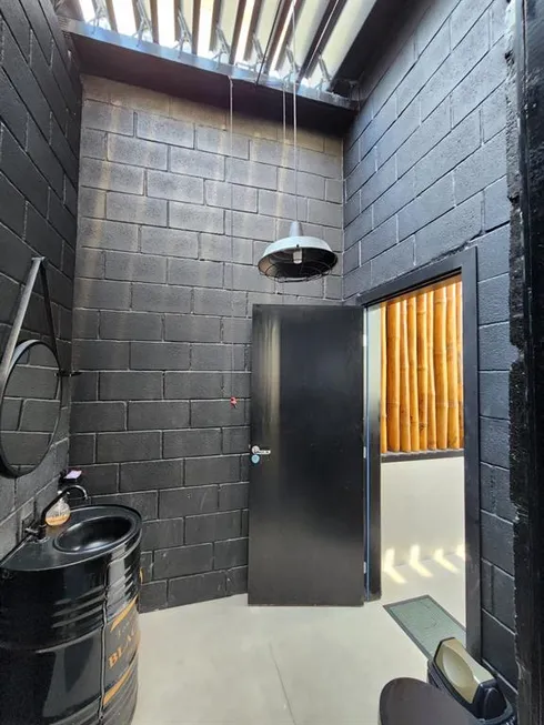 Casa em Condomínio Reserva das Garças - Com 4 Quartos e 5 banheiros à Venda, 350 m² por R$ 1.590.000