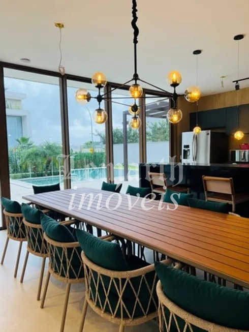 Casa na Barra em Alphaville, 5 suítes, 9 banheiros, 6 vagas, 1.260,00M²