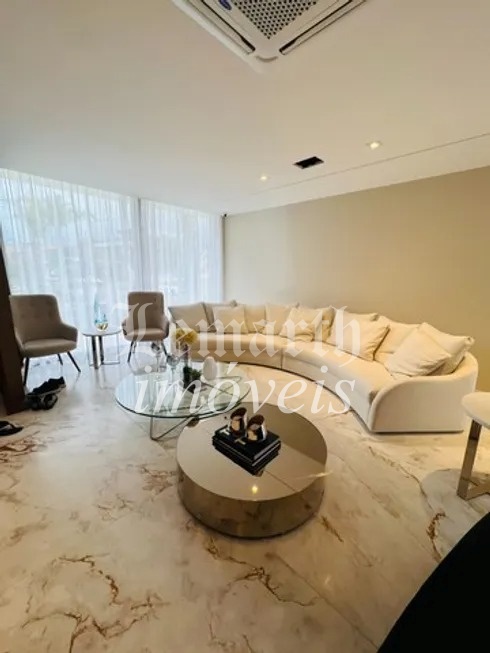 Casa na Barra em Alphaville, 5 suítes, 9 banheiros, 6 vagas, 1.260,00M²