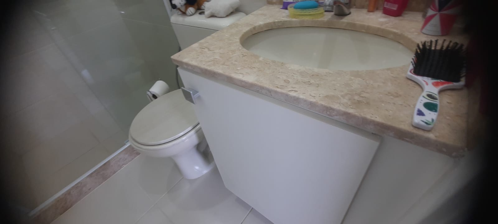 Alugo Apartamento na Praça Seca -  Totalmente Mobiliado - Lindo de 2Qtos. Suíte, Armários em todos os ambientes, 1 vaga de garagem  - R$1.700,00