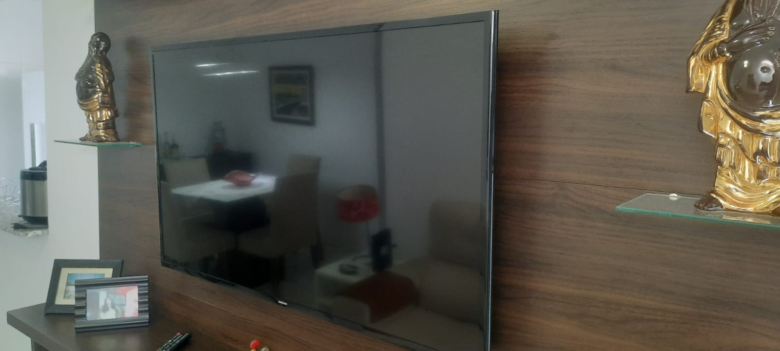 Alugo Apartamento na Praça Seca -  Totalmente Mobiliado - Lindo de 2Qtos. Suíte, Armários em todos os ambientes, 1 vaga de garagem  - R$1.700,00