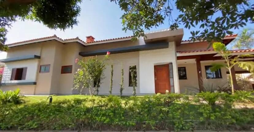Excelente Casa Térrea a Venda em Condomínio Clube de Itupeva