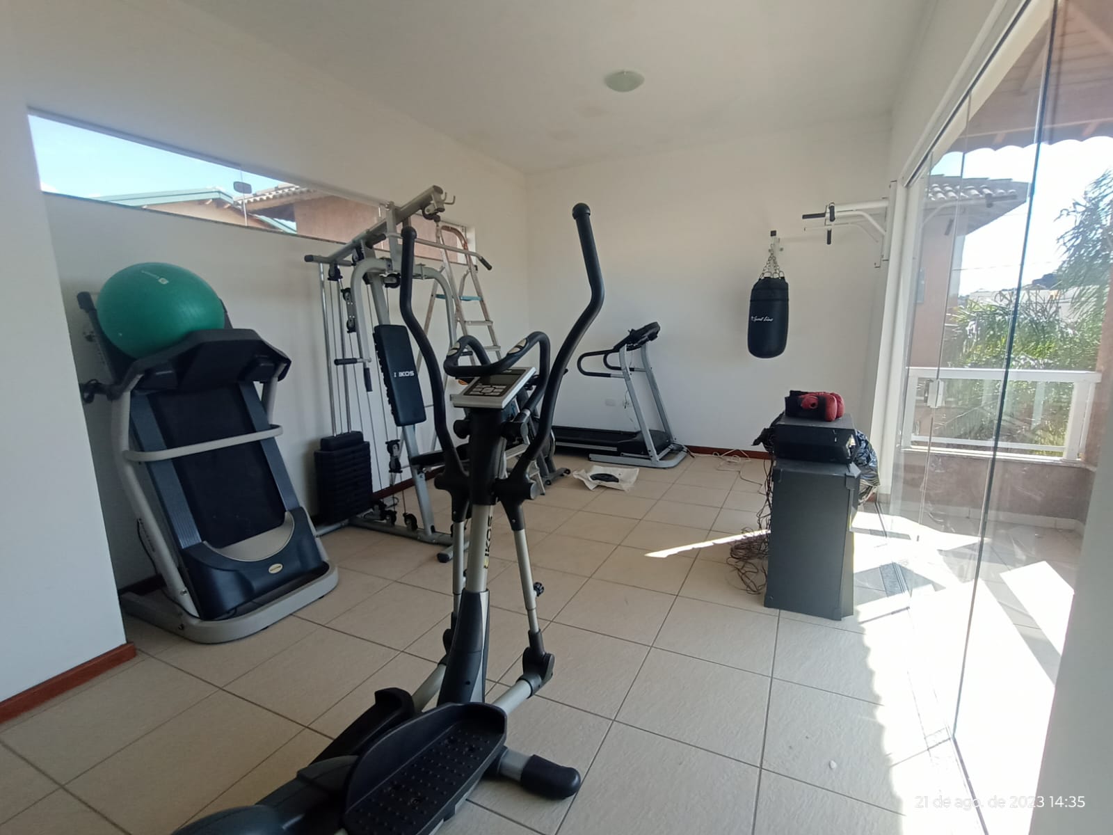 Sobrado 3 dormitórios e Piscina a Venda no Condomínio Horizonte Azul 2