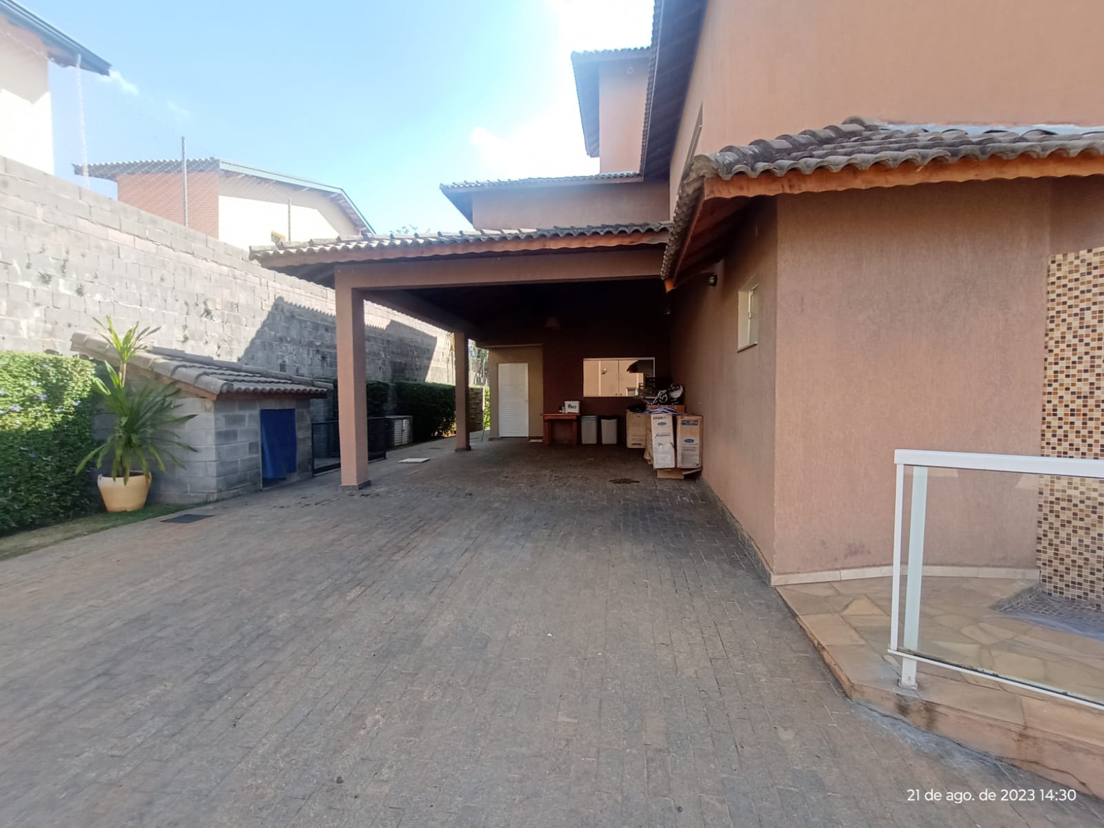 Sobrado 3 dormitórios e Piscina a Venda no Condomínio Horizonte Azul 2