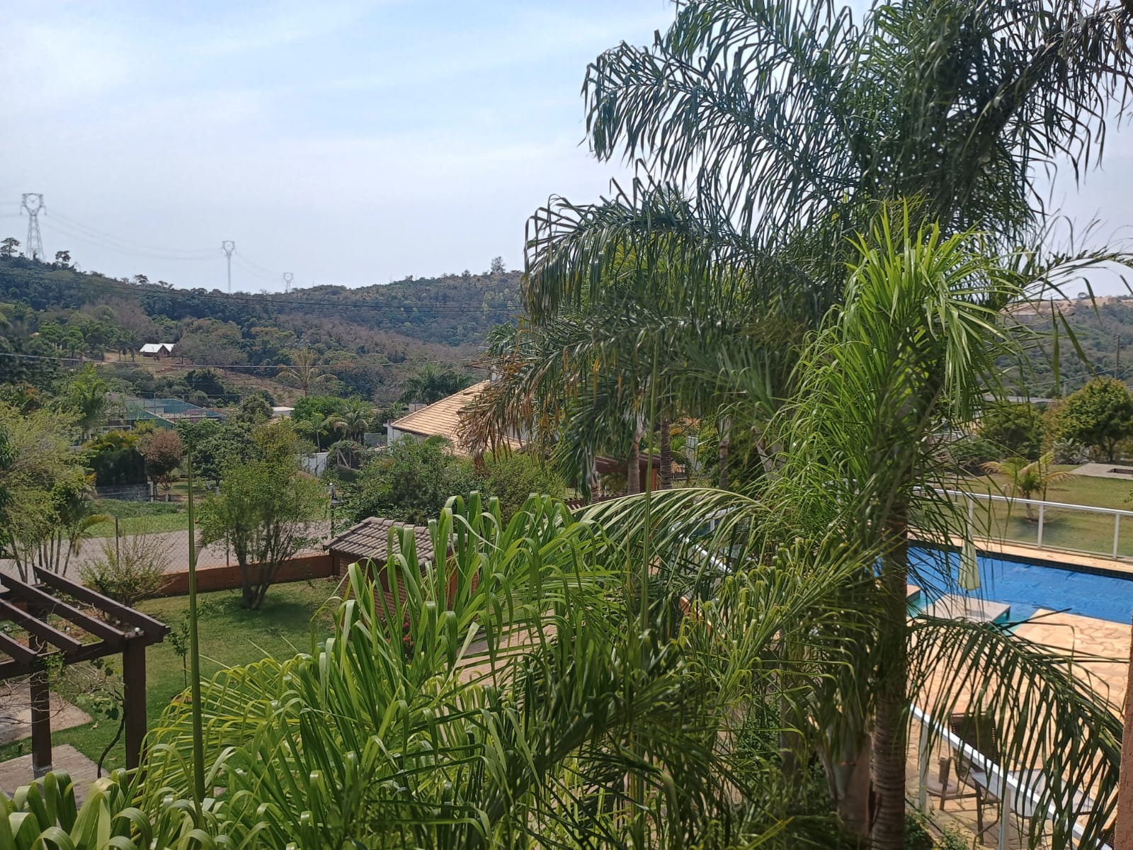 Sobrado 3 dormitórios e Piscina a Venda no Condomínio Horizonte Azul 2