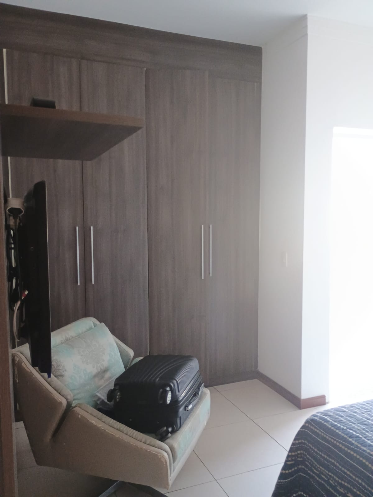 Sobrado 3 dormitórios e Piscina a Venda no Condomínio Horizonte Azul 2