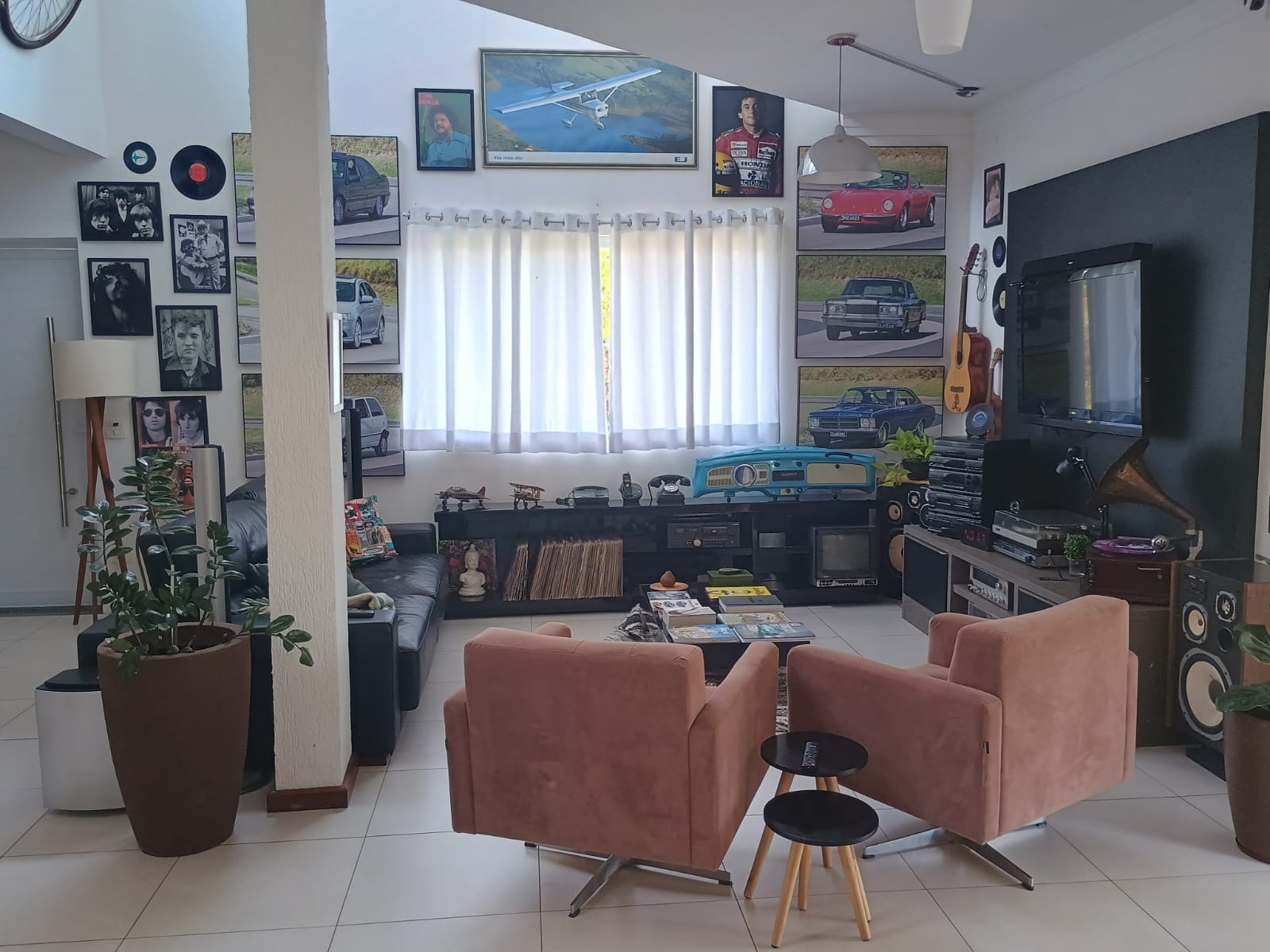 Sobrado 3 dormitórios e Piscina a Venda no Condomínio Horizonte Azul 2