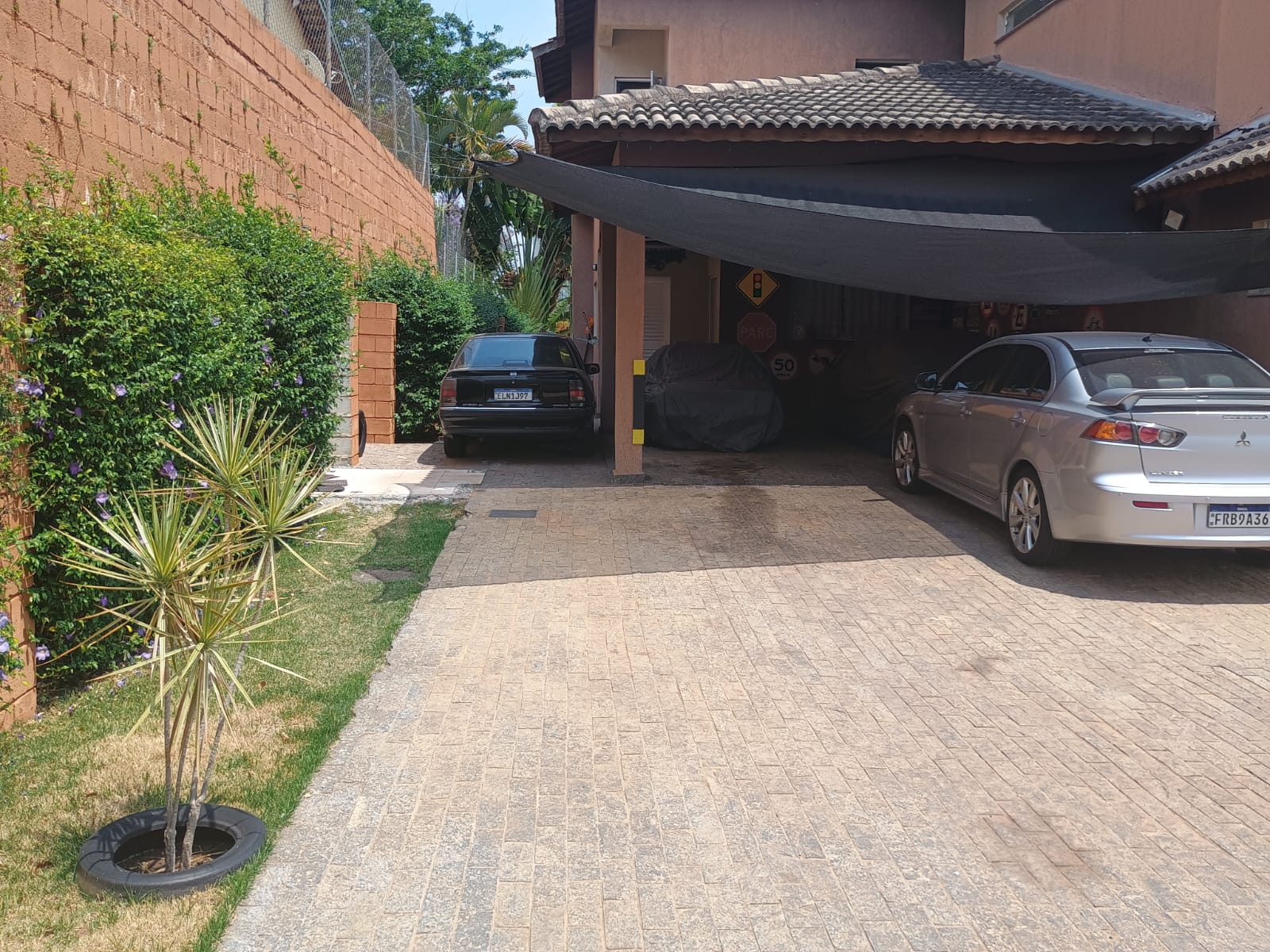 Sobrado 3 dormitórios e Piscina a Venda no Condomínio Horizonte Azul 2