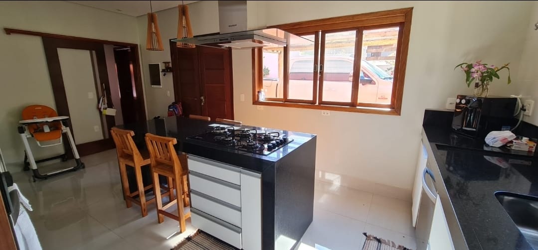 Casa a Venda com 5 suítes no Condomínio Jardim do Ribeirão 2 - Itupeva   