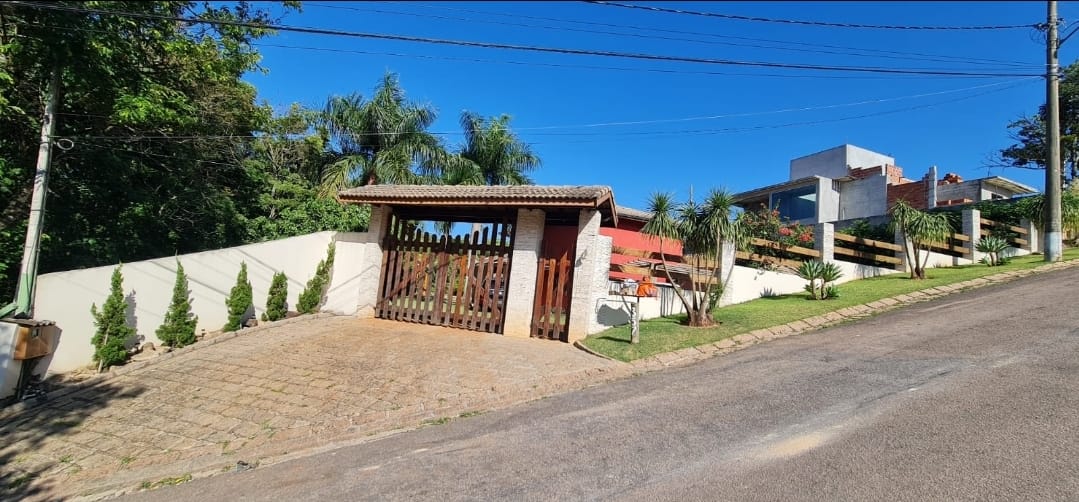 Casa a Venda com 5 suítes no Condomínio Jardim do Ribeirão 2 - Itupeva   