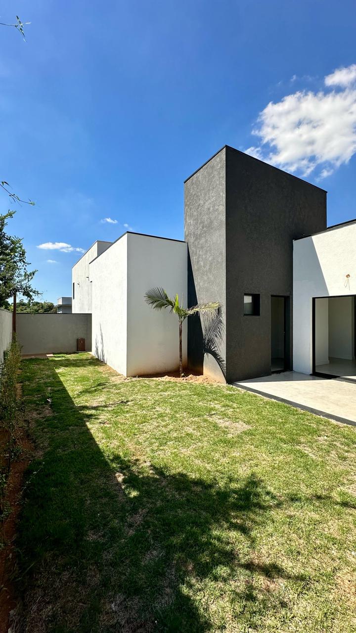 Casa Térrea a Venda com 3 suítes em Condomínio Clube de Itupeva