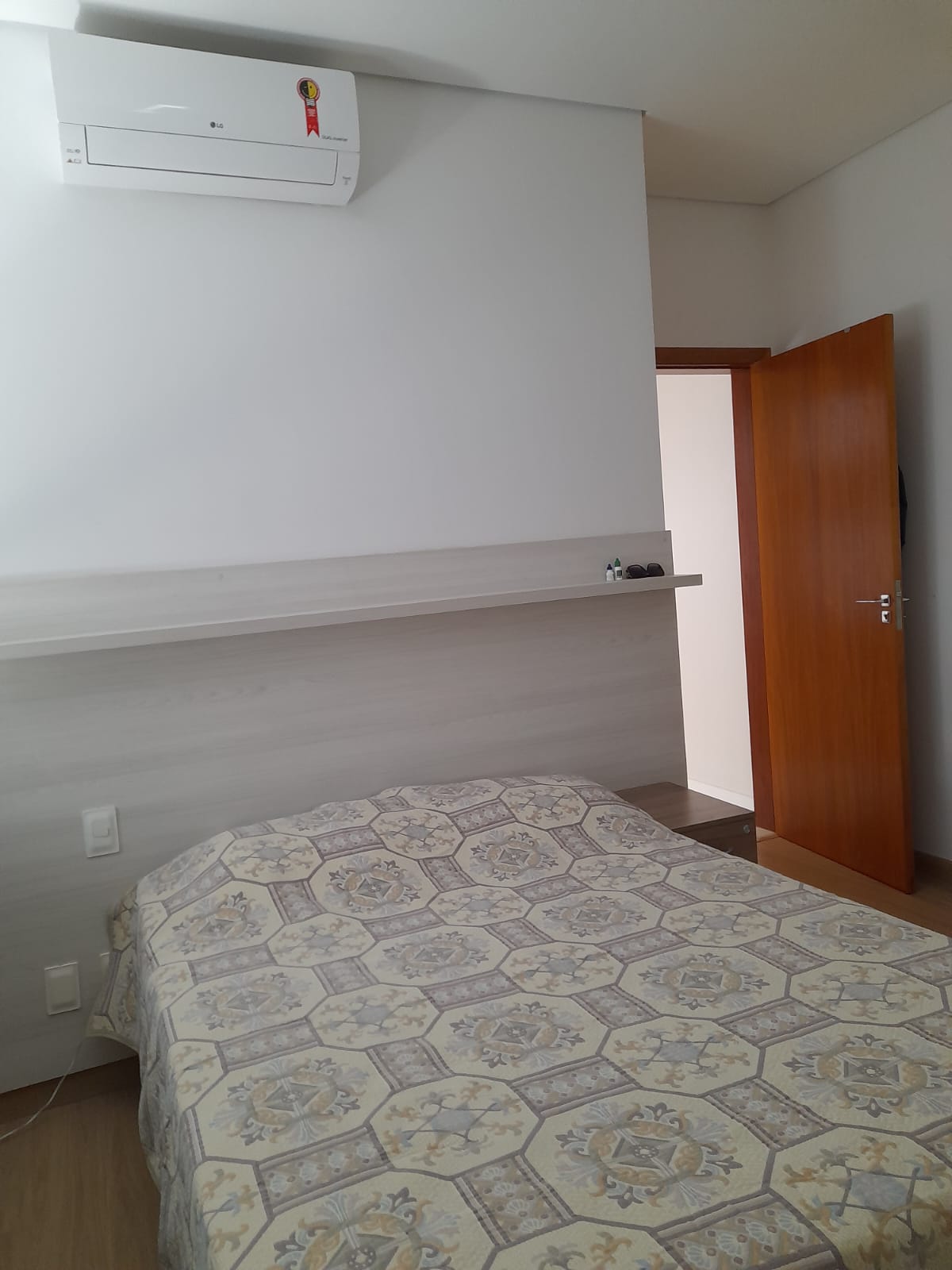 Casa de Alto Padrão a Venda no Condomínio  Reserva da Serra