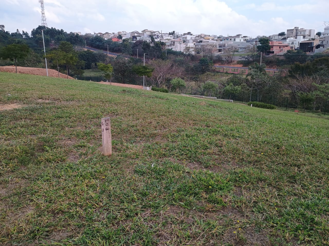 Terreno a Venda no Condomínio Villagio Azzure  em Itupeva-SP