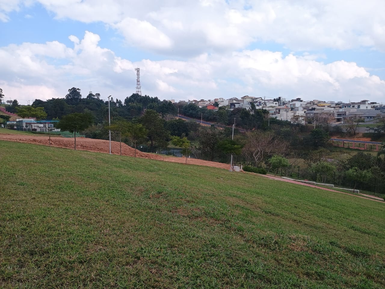 Terreno a Venda no Condomínio Villagio Azzure  em Itupeva-SP