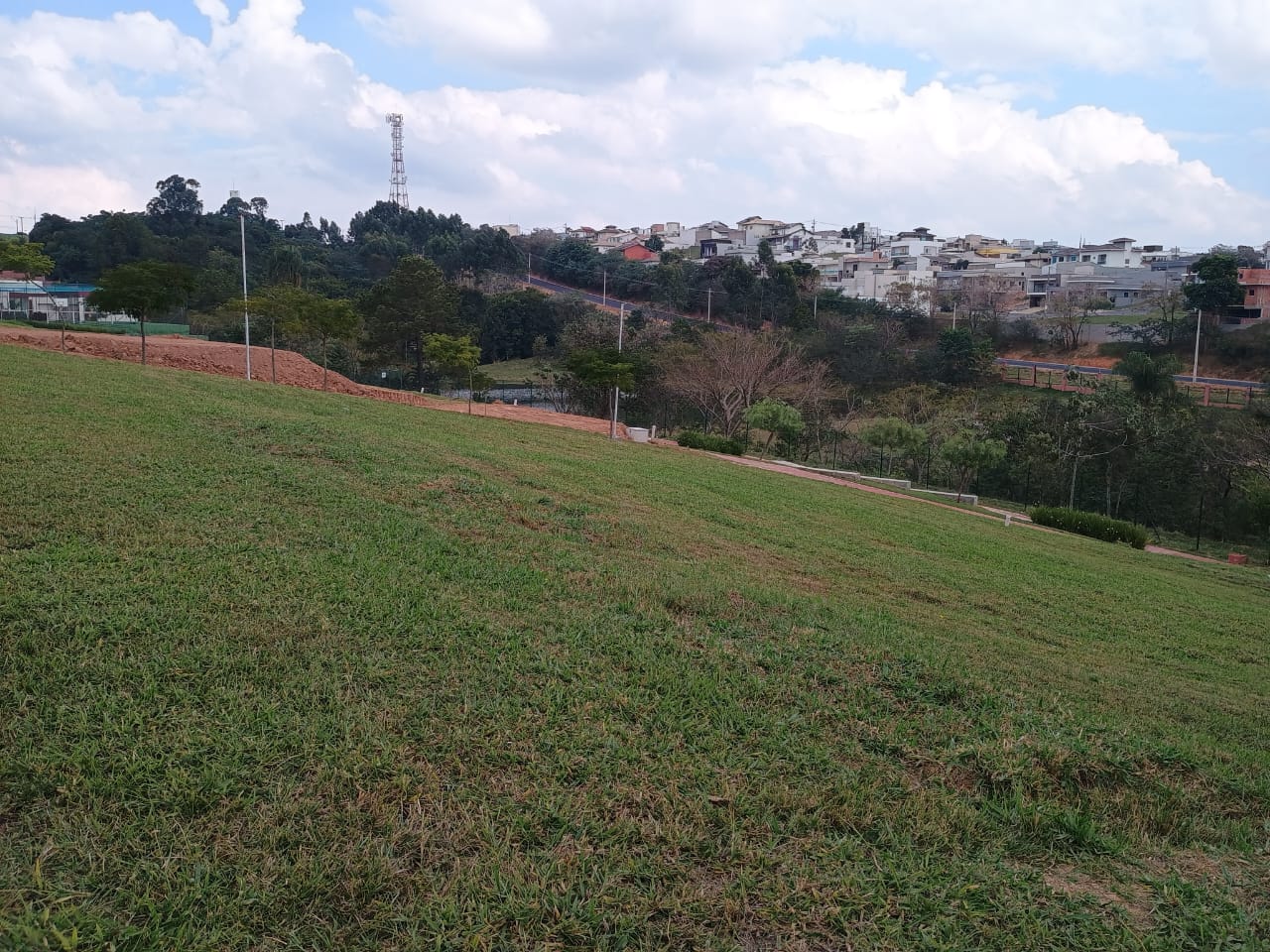 Terreno a Venda no Condomínio Villagio Azzure  em Itupeva-SP