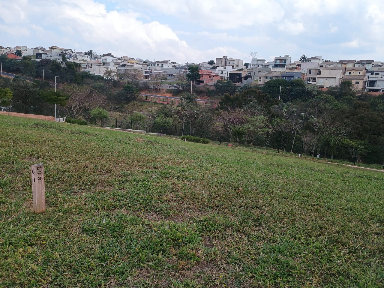 Terreno a Venda no Condomínio Villagio Azzure  em Itupeva-SP