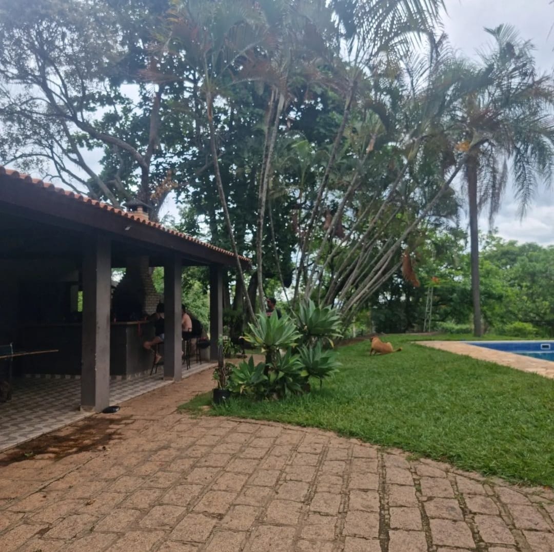 Casa de 1100 m² de Área Construída com 8 dormitórios a Venda em Condomínio de Indaiatuba 