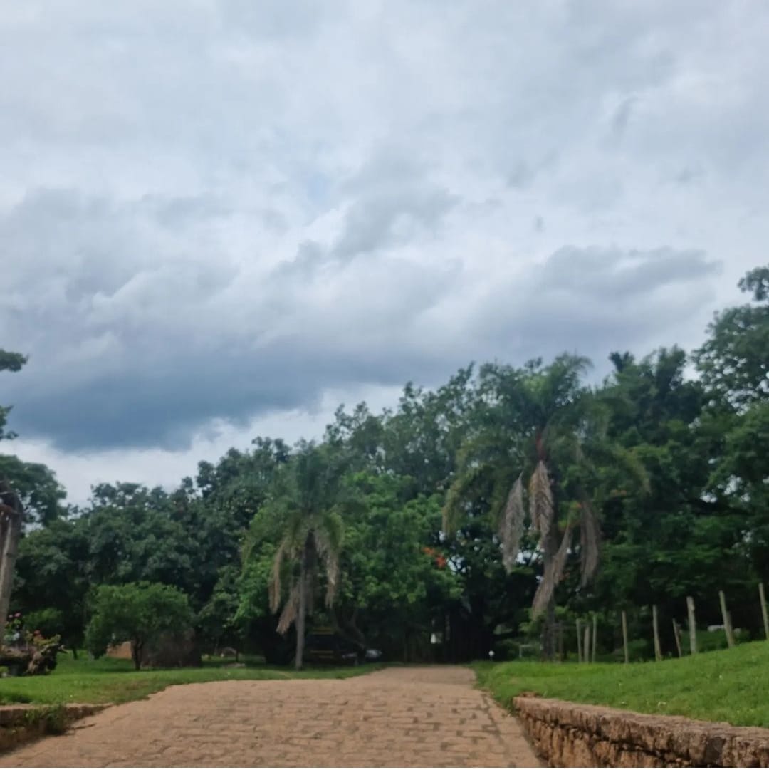 Casa de 1100 m² de Área Construída com 8 dormitórios a Venda em Condomínio de Indaiatuba 
