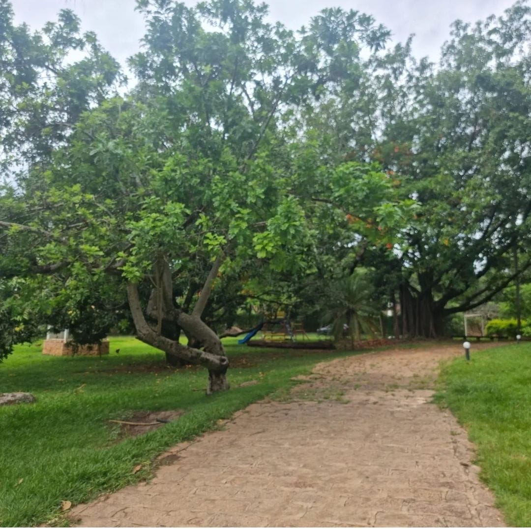Casa de 1100 m² de Área Construída com 8 dormitórios a Venda em Condomínio de Indaiatuba 