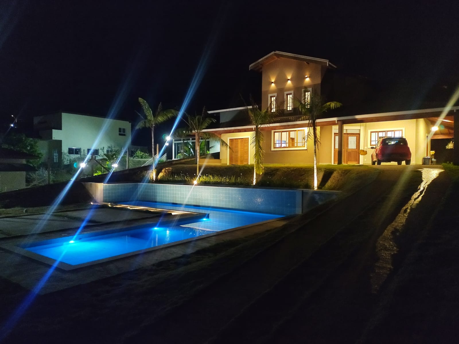 Casa a Venda no Condomínio Jardim do Ribeirão 2