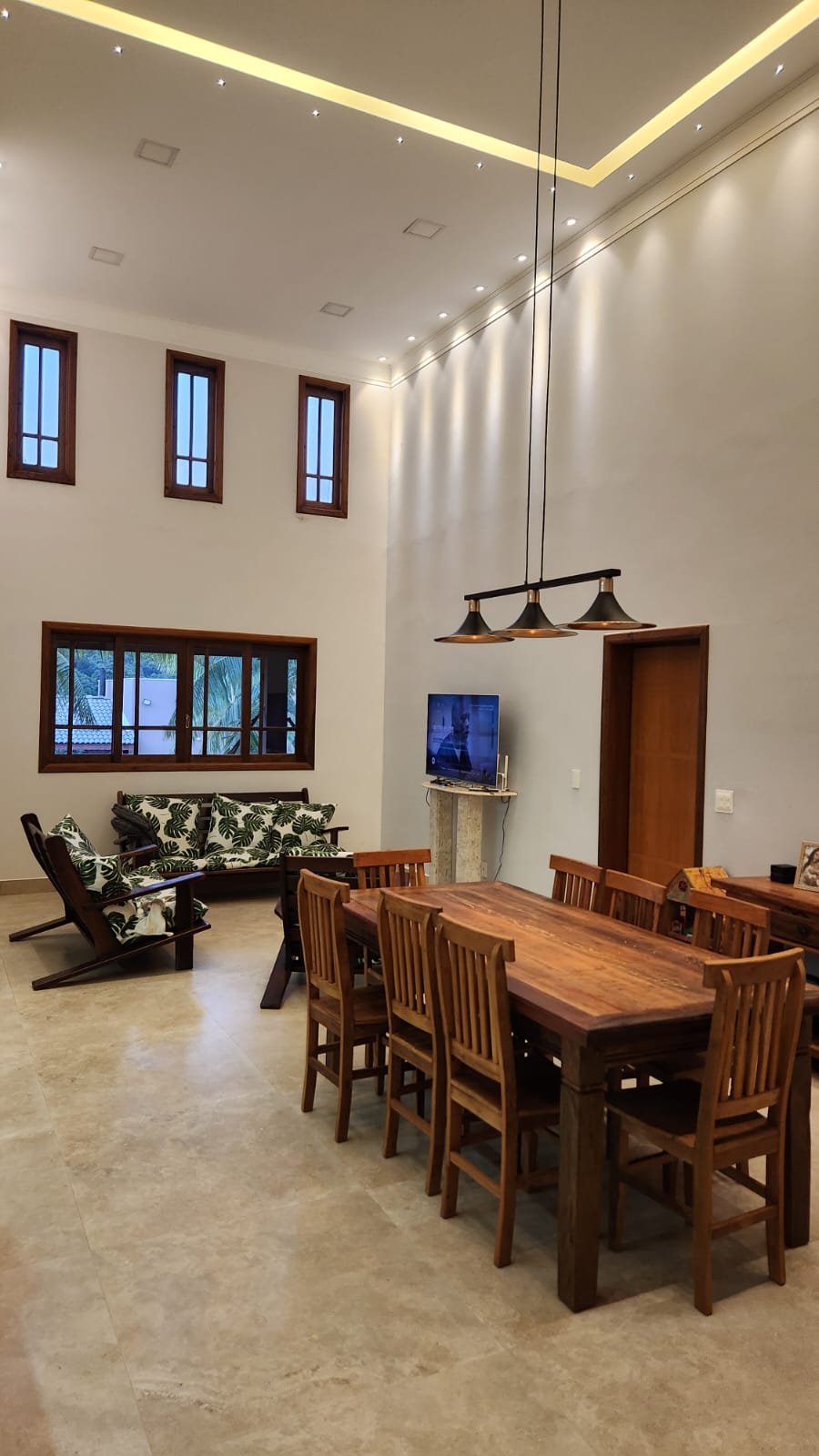 Casa a Venda no Condomínio Jardim do Ribeirão 2