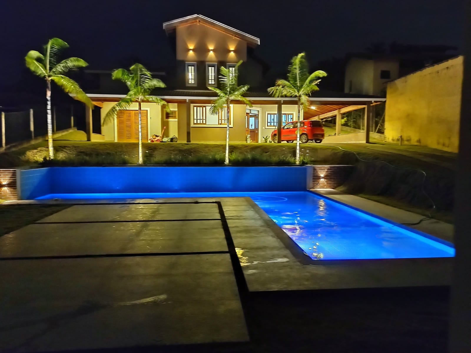 Casa a Venda no Condomínio Jardim do Ribeirão 2