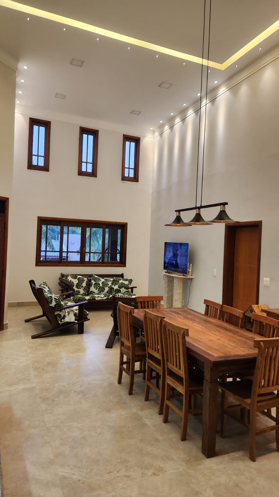 Casa a Venda no Condomínio Jardim do Ribeirão 2