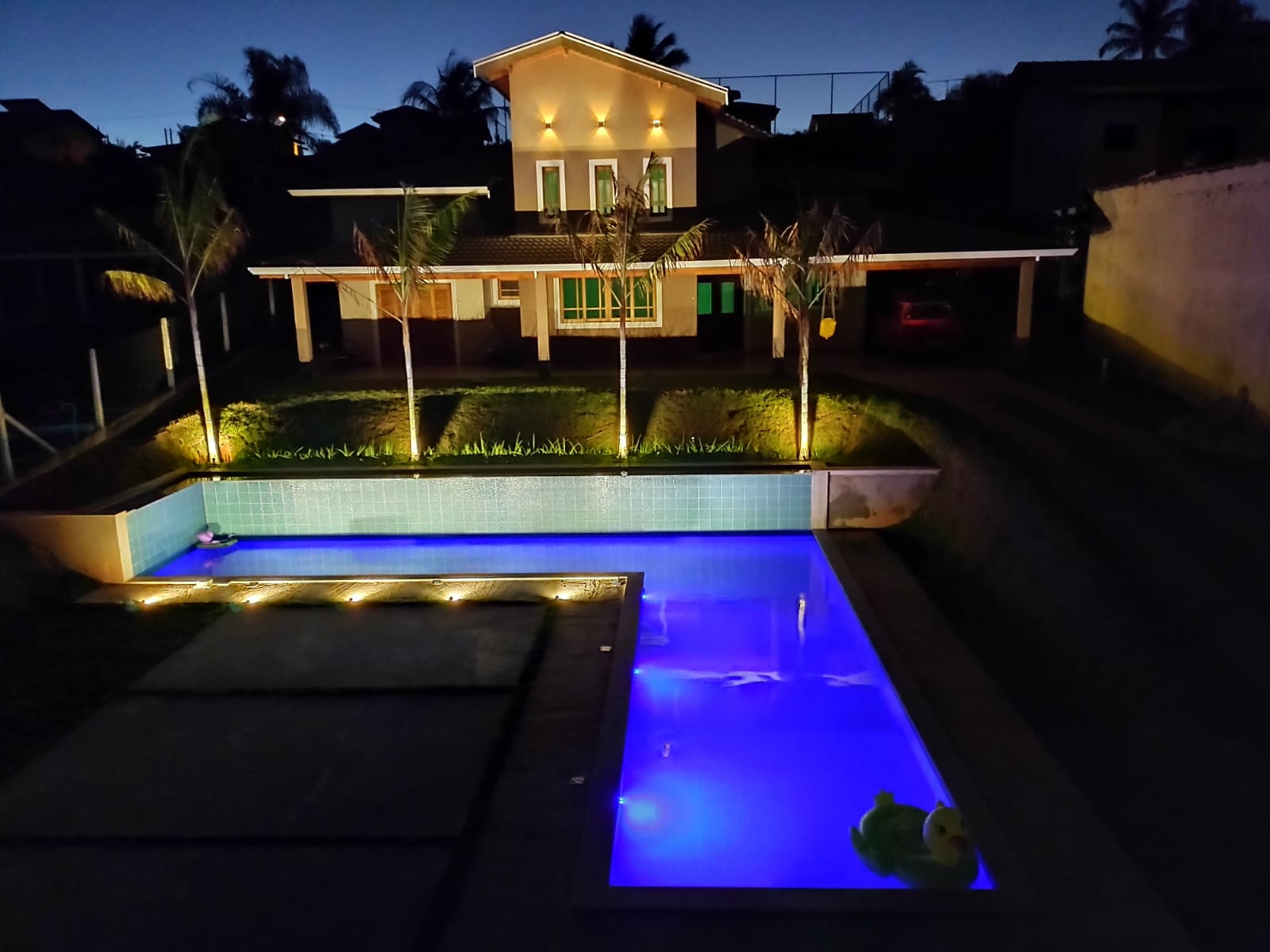 Casa a Venda no Condomínio Jardim do Ribeirão 2