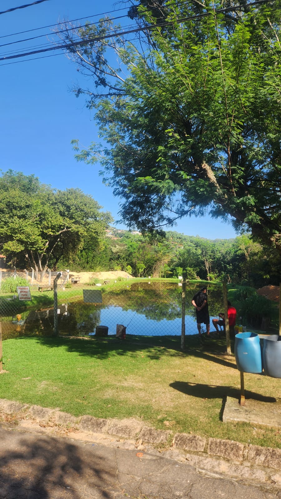 Casa a Venda no Condomínio Jardim do Ribeirão 2