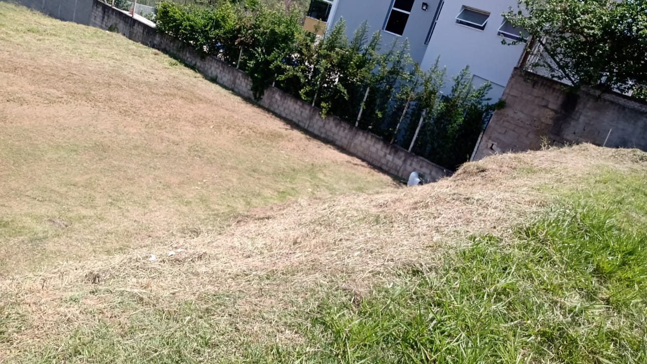 Terreno a venda no Condomínio Vivendas do Japi em Jundiaí