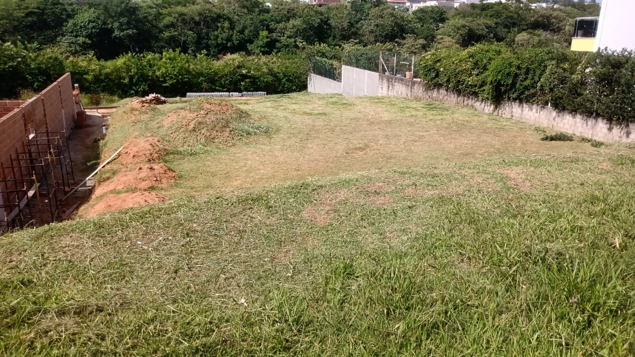 Terreno a venda no Condomínio Vivendas do Japi em Jundiaí