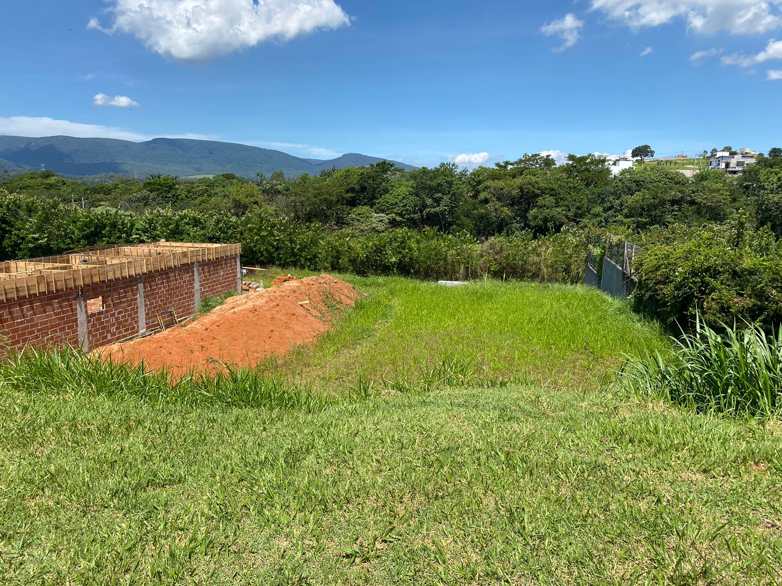 Terreno a venda no Condomínio Vivendas do Japi em Jundiaí