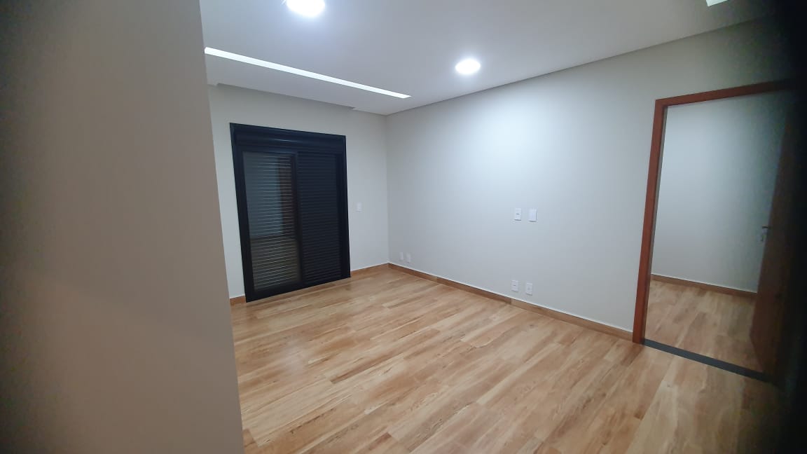 Casa a Venda no Condomínio Evidencias em Indaiatuba 
