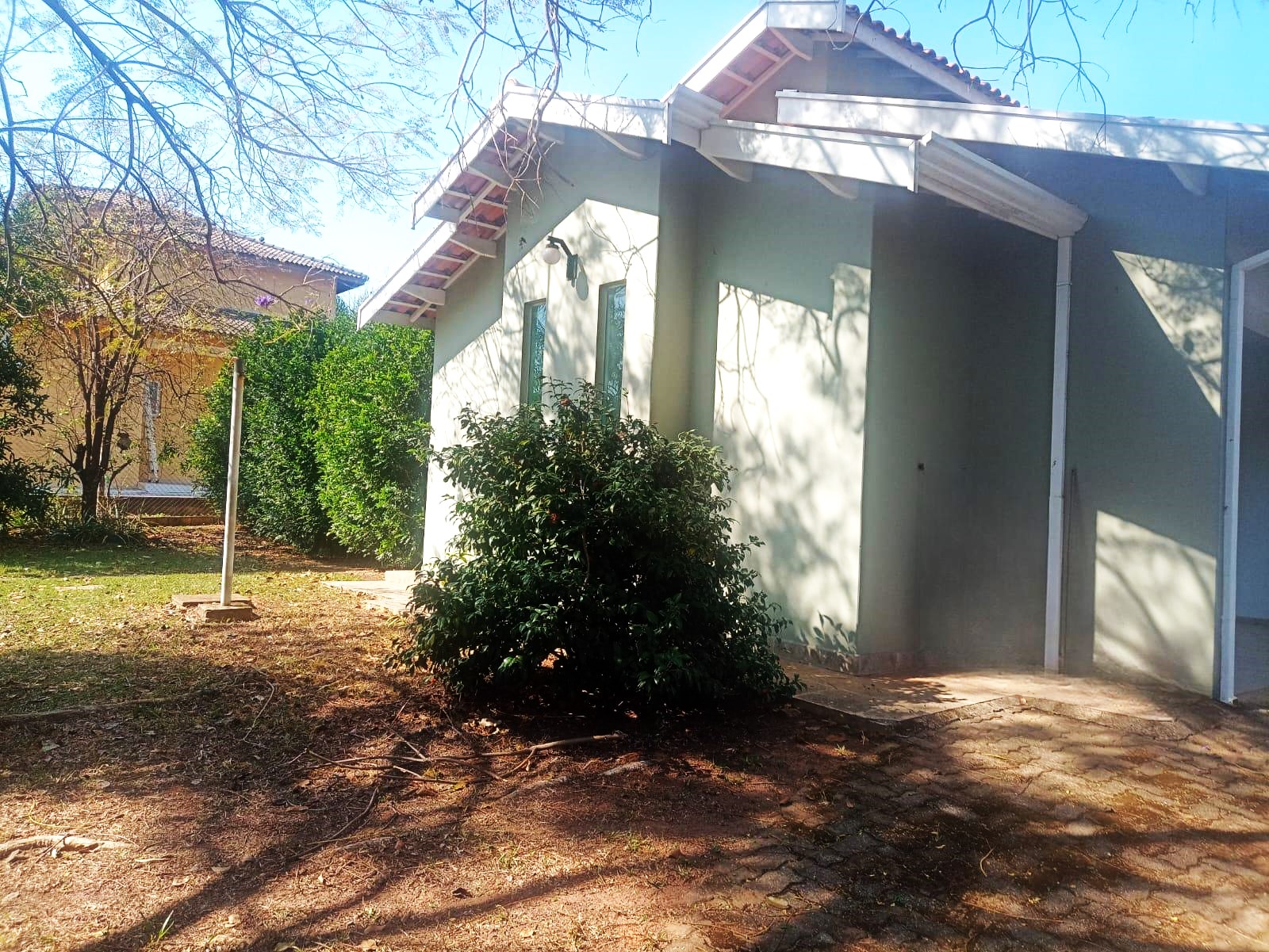 Casa Térrea a Venda no Condomínio Recanto das Flores em Indaiatuba 