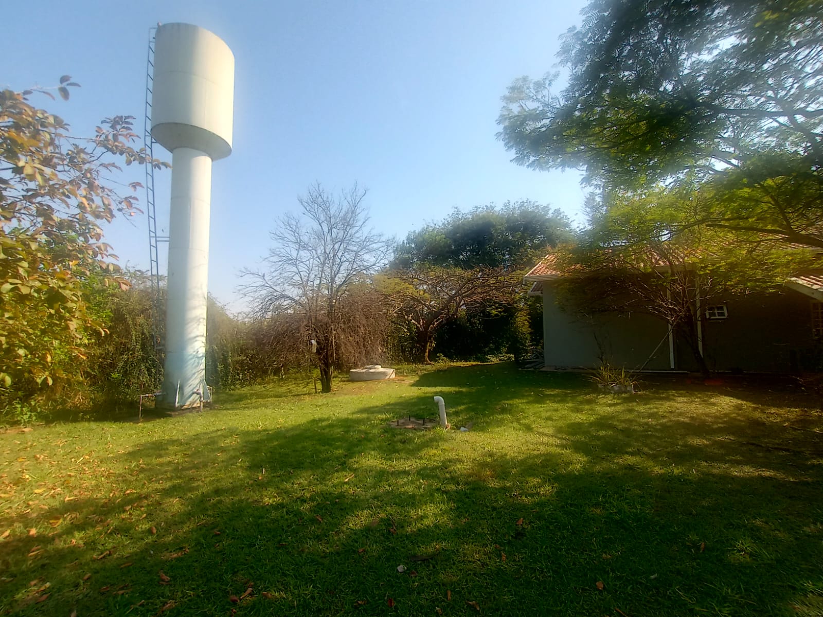 Casa Térrea a Venda no Condomínio Recanto das Flores em Indaiatuba 